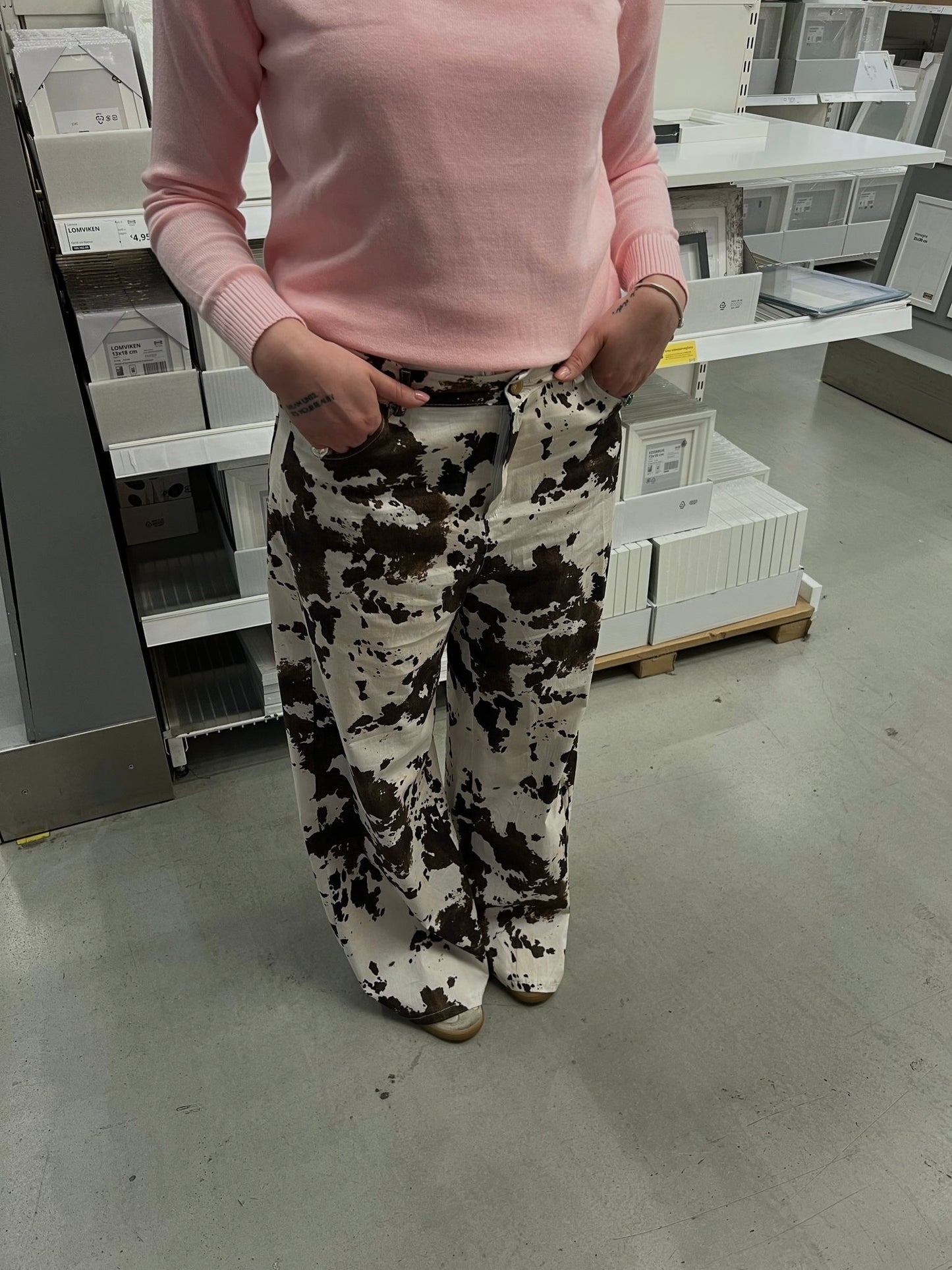 pantaloni cow print