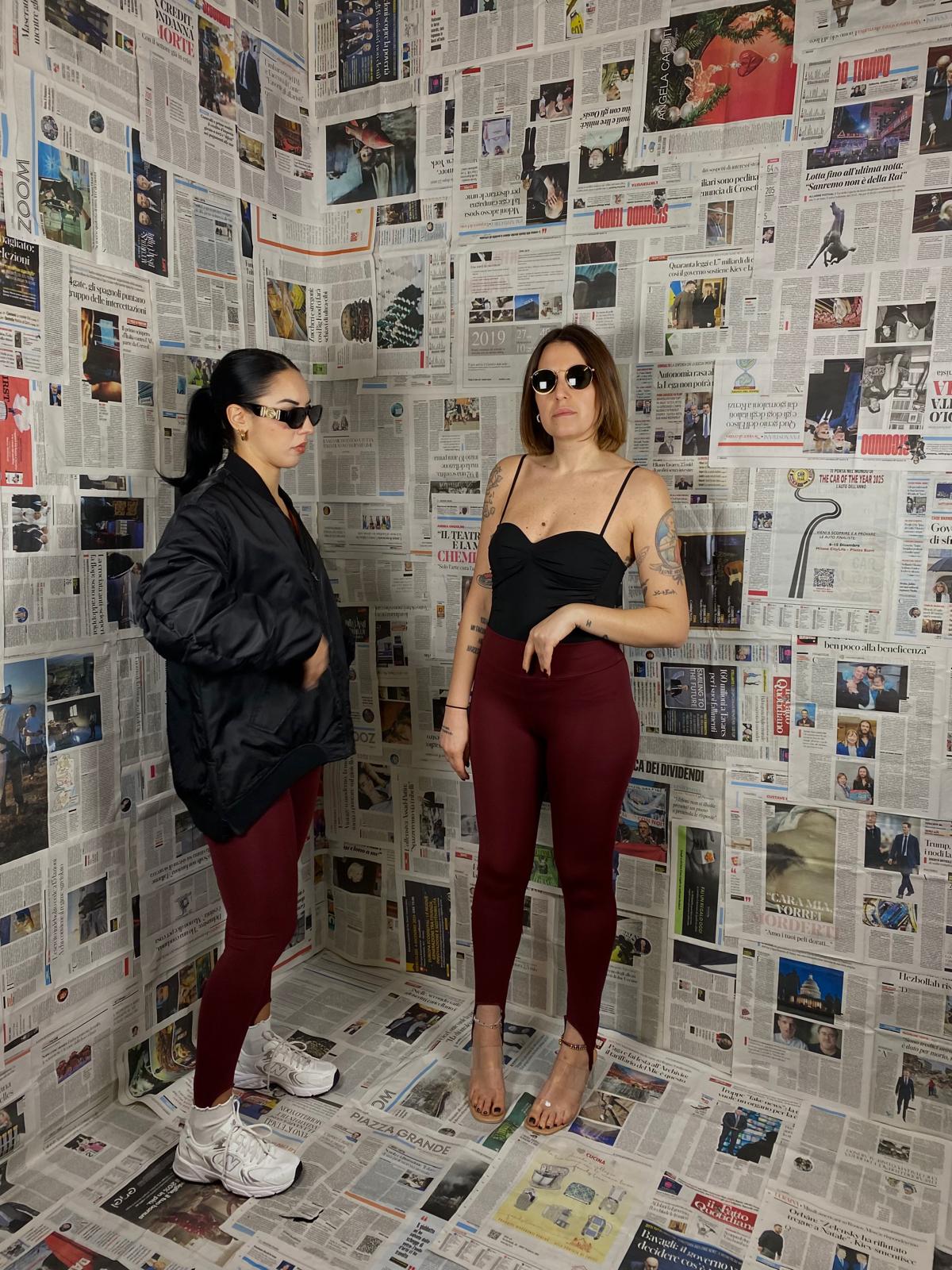 leggings con staffa bordeaux