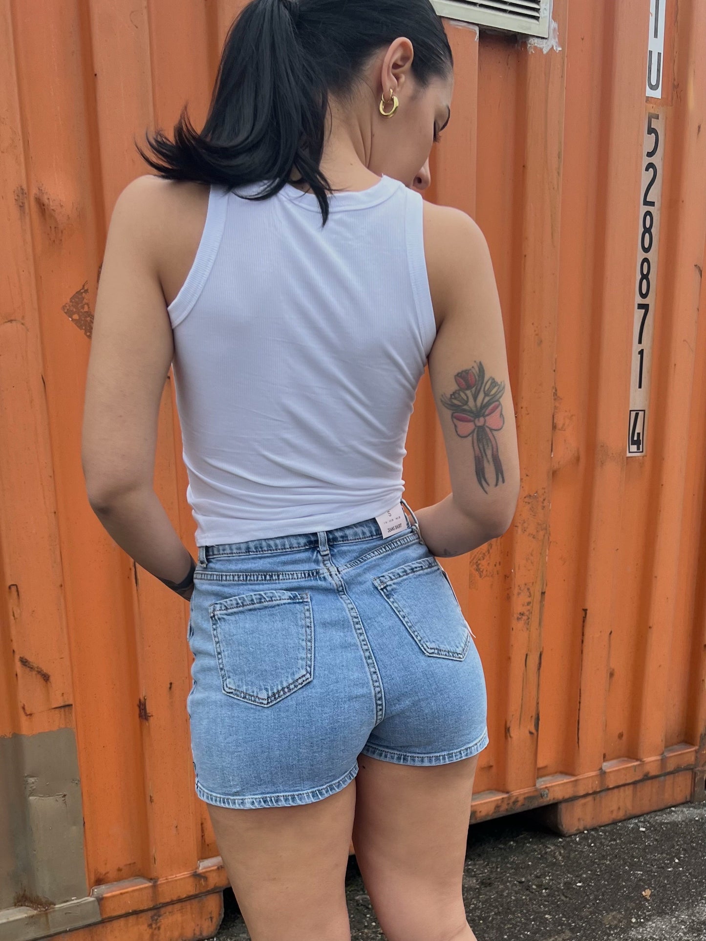 pantagonna in denim con tasche