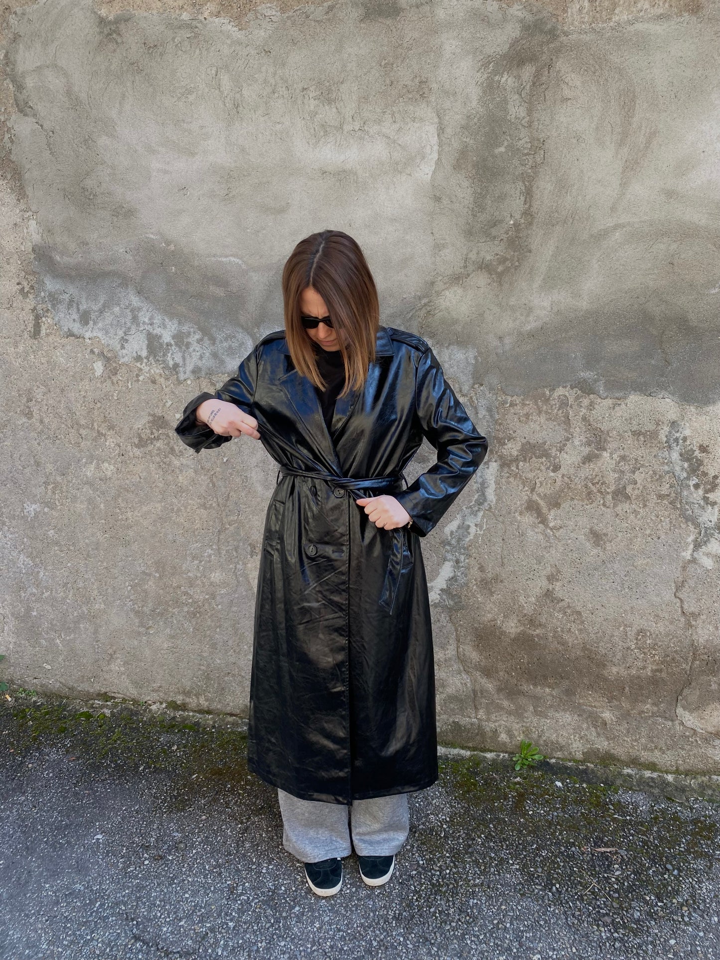 trench ecopelle lucido nero
