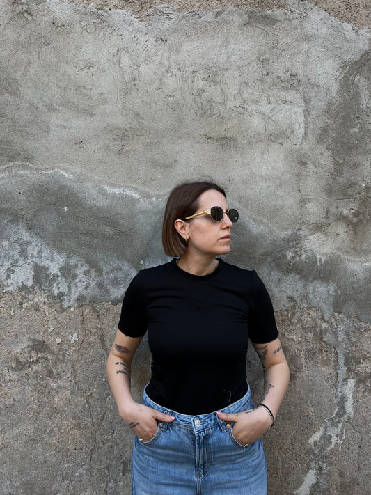 T-shirt Adi nera