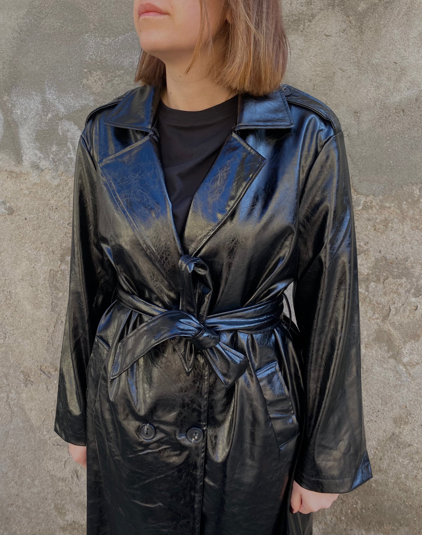 trench ecopelle lucido nero